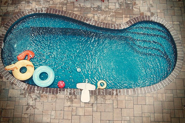 Oyster Fiberglass Pool